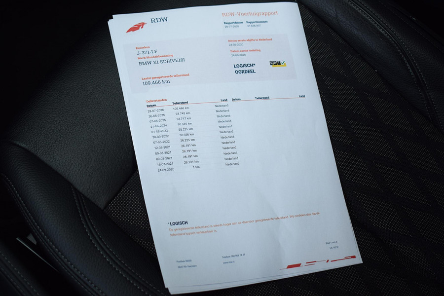 BMW X1 sDrive18i High Executive | Trekhaak | Half Leer | HUD | Climate