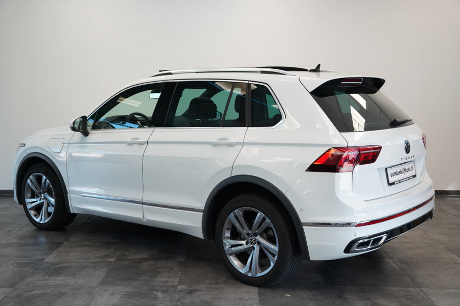 Volkswagen Tiguan 1.4 TSI eHybrid R-Line Business Panoramadak Leder ACC PDC Memory Stoelen 24 Maanden garantie* (Vraag naar de voorwaarden)