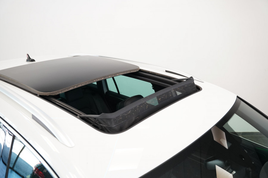 Volkswagen Tiguan 1.4 TSI eHybrid R-Line Business Panoramadak Leder ACC PDC Memory Stoelen 24 Maanden garantie* (Vraag naar de voorwaarden)