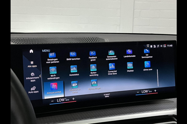 BMW 3-serie 330e M Sport | Open dak | Adapt. cruise | Trekhaak | Head-up | Stoelverwarming | Sfeerverlichting | Carplay | Leder