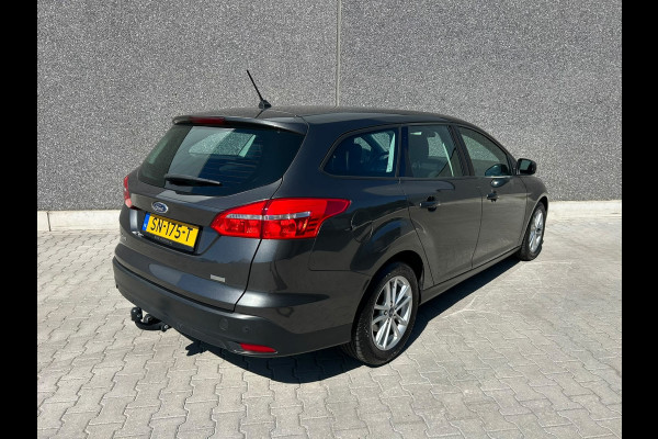 Ford FOCUS Wagon 1.0 Lease Edition | CARPLAY | TREKHAAK | NAVI | BLUETOOTH | CC | PDC | APK T/M 7-6-2027 | NW DISTRIBUTIE | TOPPER