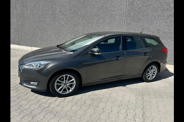 Ford FOCUS Wagon 1.0 Lease Edition | CARPLAY | TREKHAAK | NAVI | BLUETOOTH | CC | PDC | APK T/M 7-6-2027 | NW DISTRIBUTIE | TOPPER