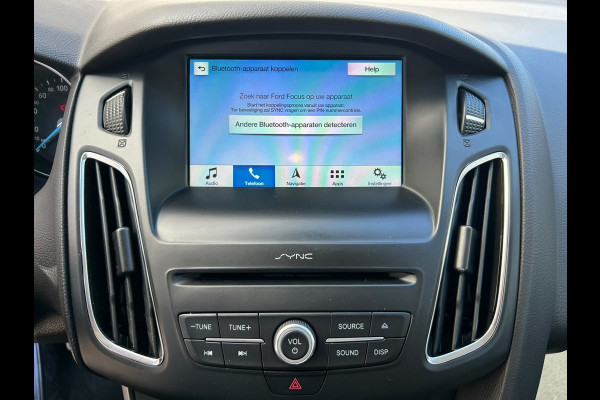 Ford FOCUS Wagon 1.0 Lease Edition | CARPLAY | TREKHAAK | NAVI | BLUETOOTH | CC | PDC | APK T/M 7-6-2027 | NW DISTRIBUTIE | TOPPER