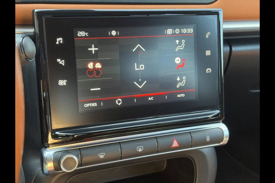 Citroën C3 1.2 PureTech Shine Nieuwe D-riem,Camera,Navi,Clima,Cruise,Lm velgen,Pdc,Rijstrooksensor,Halfleder,Dealer Onderhouden,N.A.P,Apk tot 06-2027