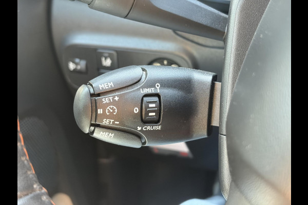 Citroën C3 1.2 PureTech Shine Nieuwe D-riem,Camera,Navi,Clima,Cruise,Lm velgen,Pdc,Rijstrooksensor,Halfleder,Dealer Onderhouden,N.A.P,Apk tot 06-2027