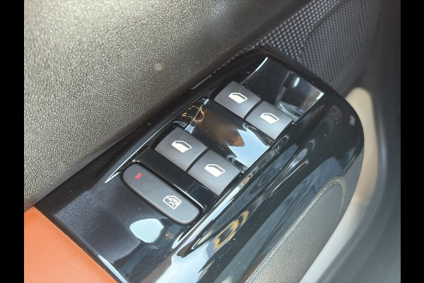 Citroën C3 1.2 PureTech Shine Nieuwe D-riem,Camera,Navi,Clima,Cruise,Lm velgen,Pdc,Rijstrooksensor,Halfleder,Dealer Onderhouden,N.A.P,Apk tot 06-2027