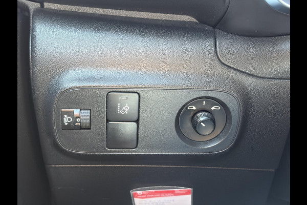 Citroën C3 1.2 PureTech Shine Nieuwe D-riem,Camera,Navi,Clima,Cruise,Lm velgen,Pdc,Rijstrooksensor,Halfleder,Dealer Onderhouden,N.A.P,Apk tot 06-2027