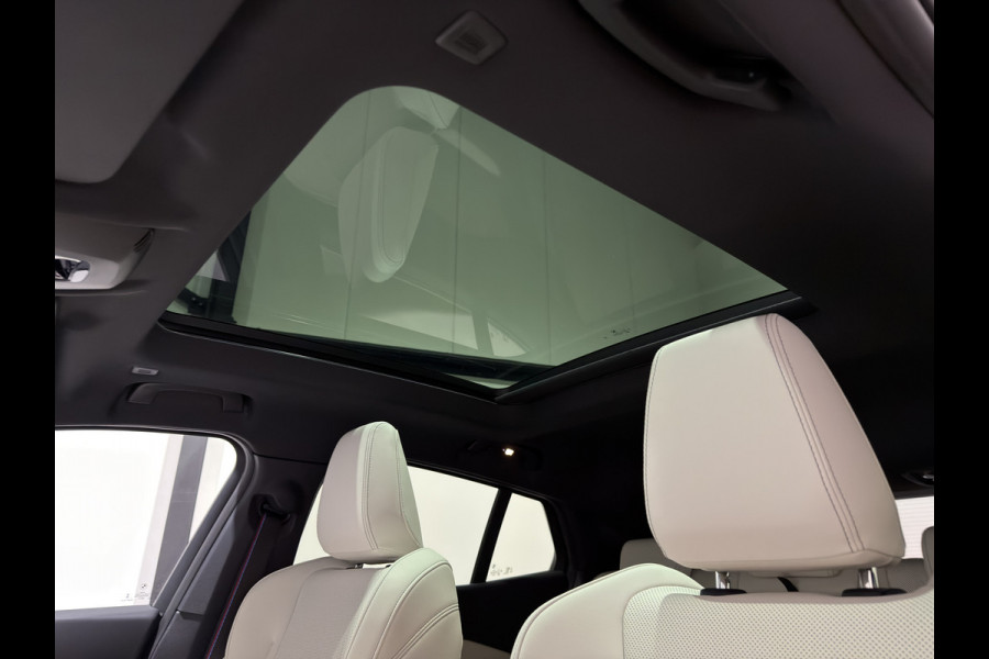 BMW iX2 eDrive20 67 kWh M Sport Edition | Panoramadak | Leder | Premiumpakket | ACC | LED adaptief  | M Sport Pro
