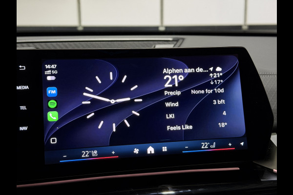 BMW iX2 eDrive20 67 kWh M Sport Edition | Panoramadak | Leder | Premiumpakket | ACC | LED adaptief  | M Sport Pro