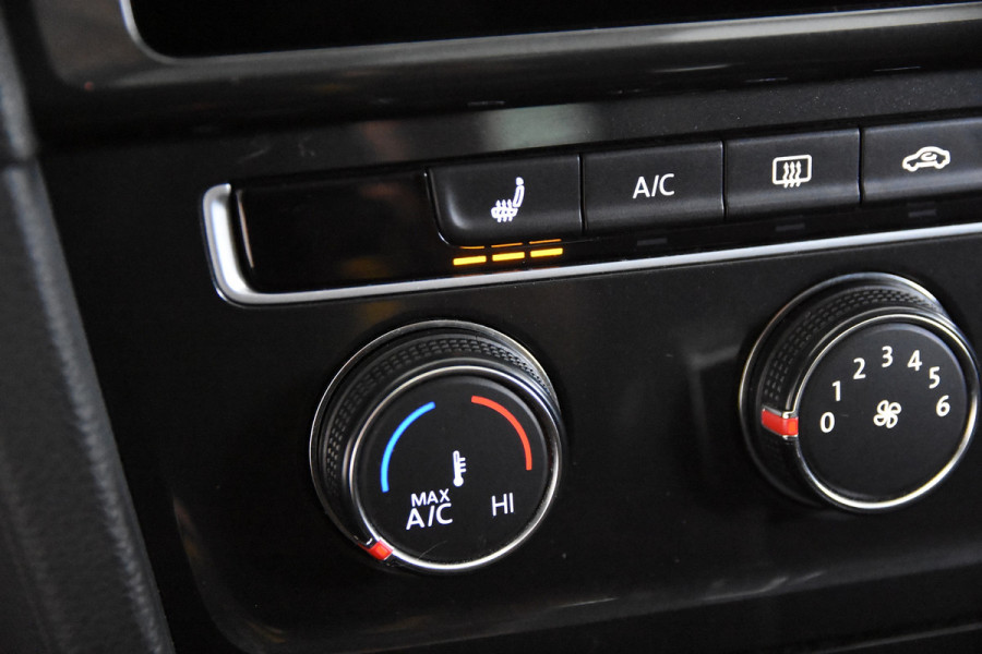 Volkswagen Golf Variant *Navigatie*Stoelverwarming*Park assist*