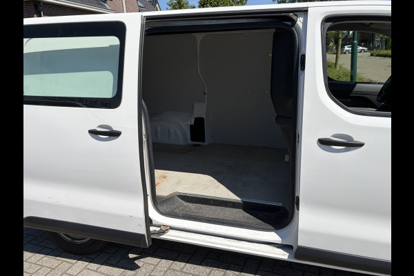 Peugeot Expert 2.0 BlueHDI 180PK Automaat L2H1 Standard Premium ✓ camera ✓ navigatie ✓ airco