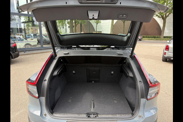 Volvo C40 Recharge Twin Ultimate 78 kWh SOH 96% | ELEKTRISCHE TREKHAAK|  MEMORY STOEL| HARMAN KARDON| PANORAMADAK| ELEK. ACHTERKLEP| 360 CAMERA| SUPER COMPLEET| RIJKLAAR GELEVERD!|