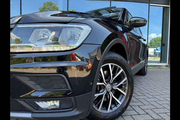 Volkswagen Tiguan Allspace 1.5 TSI Comfortline Business 7p. - Automaat - Pano/Schuifdak - Leder - Navi - Org.NL