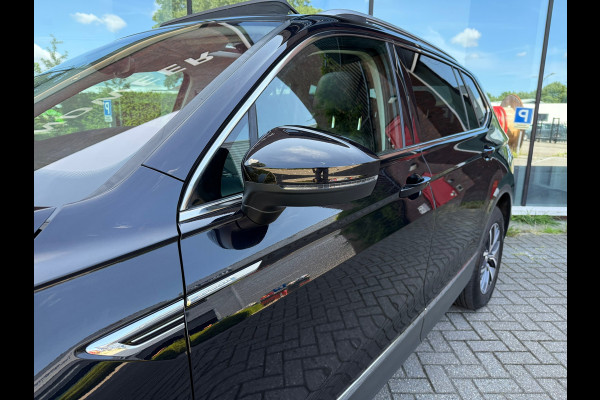 Volkswagen Tiguan Allspace 1.5 TSI Comfortline Business 7p. - Automaat - Pano/Schuifdak - Leder - Navi - Org.NL