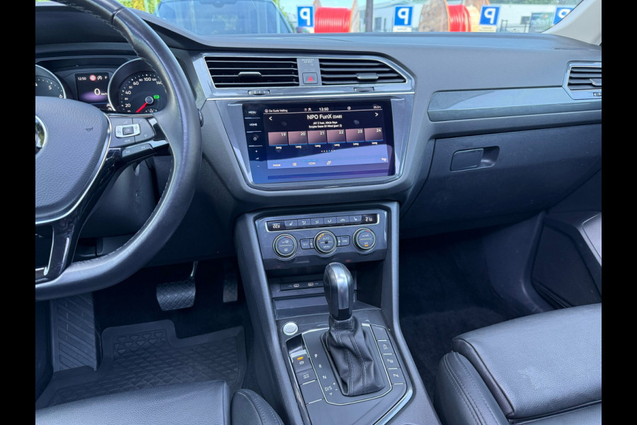 Volkswagen Tiguan Allspace 1.5 TSI Comfortline Business 7p. - Automaat - Pano/Schuifdak - Leder - Navi - Org.NL