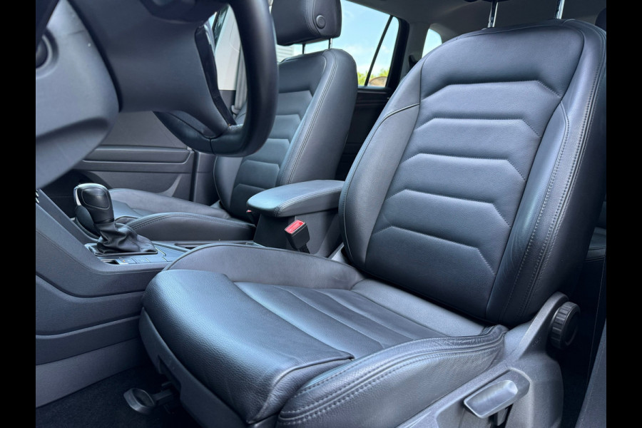 Volkswagen Tiguan Allspace 1.5 TSI Comfortline Business 7p. - Automaat - Pano/Schuifdak - Leder - Navi - Org.NL