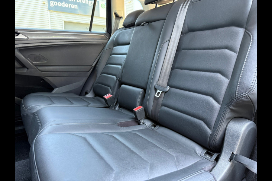 Volkswagen Tiguan Allspace 1.5 TSI Comfortline Business 7p. - Automaat - Pano/Schuifdak - Leder - Navi - Org.NL