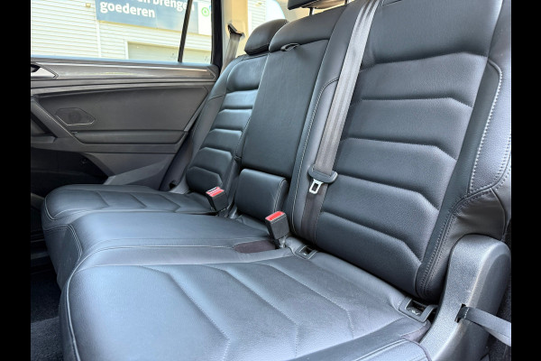 Volkswagen Tiguan Allspace 1.5 TSI Comfortline Business 7p. - Automaat - Pano/Schuifdak - Leder - Navi - Org.NL