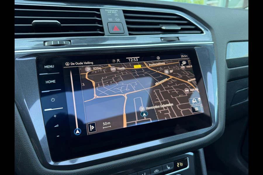 Volkswagen Tiguan Allspace 1.5 TSI Comfortline Business 7p. - Automaat - Pano/Schuifdak - Leder - Navi - Org.NL