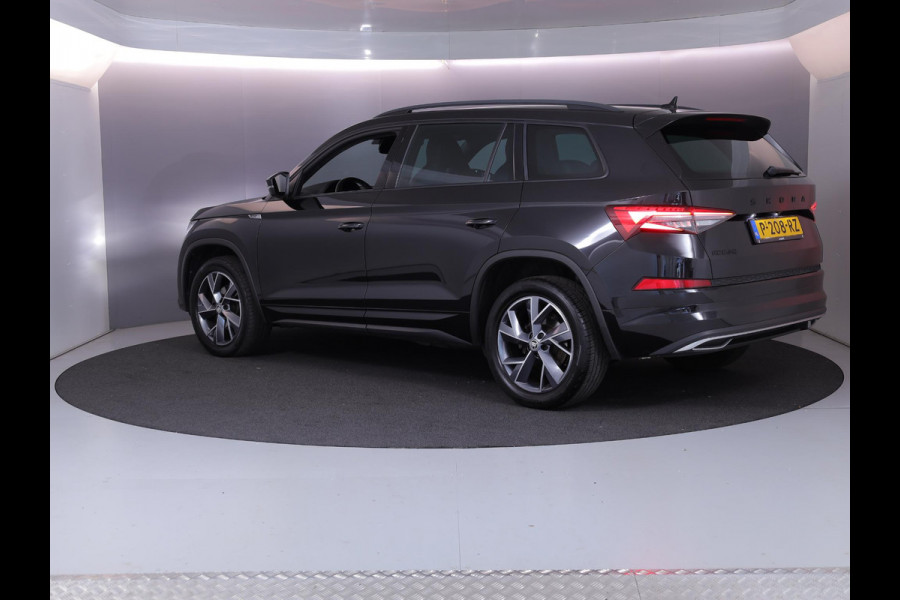 Škoda Kodiaq 1.5 TSI Sportline Business 150 pk Automaat | Navigatie | Parkeersensoren | Achteruitrijcamera | Adaptieve cruise control | Elektr. achterklep | Autom. airco (3 zones) | Keyless |