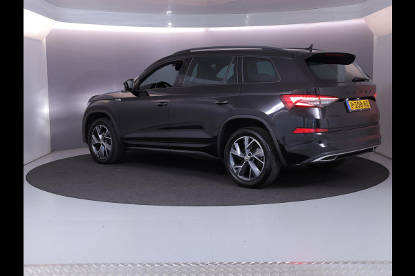 Škoda Kodiaq 1.5 TSI Sportline Business 150 pk Automaat | Navigatie | Parkeersensoren | Achteruitrijcamera | Adaptieve cruise control | Elektr. achterklep | Autom. airco (3 zones) | Keyless |