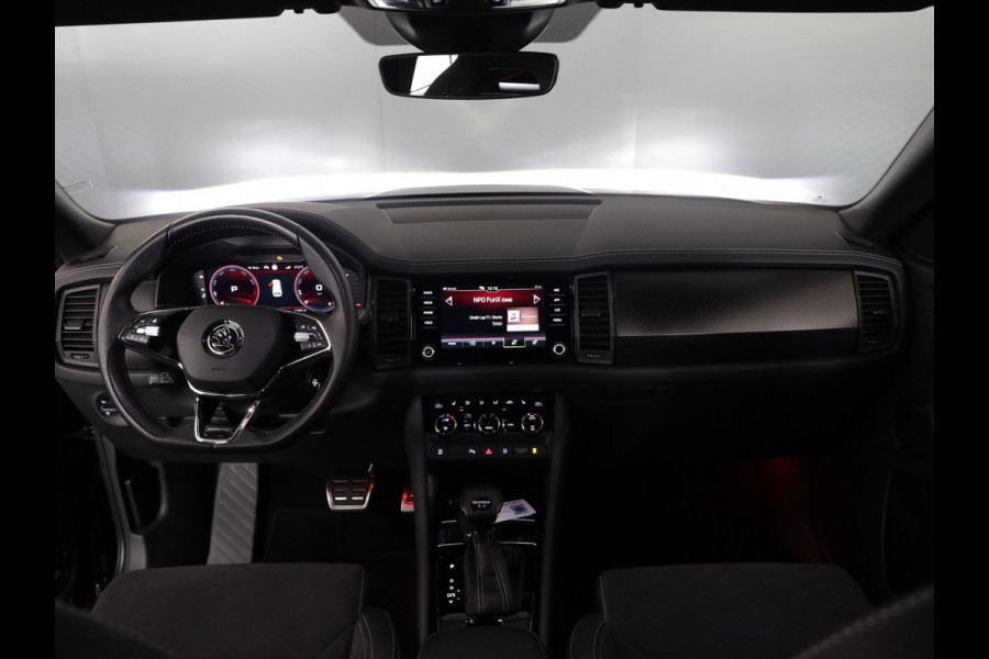 Škoda Kodiaq 1.5 TSI Sportline Business 150 pk Automaat | Navigatie | Parkeersensoren | Achteruitrijcamera | Adaptieve cruise control | Elektr. achterklep | Autom. airco (3 zones) | Keyless |