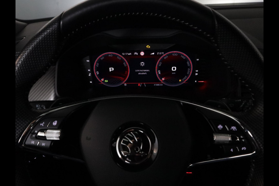 Škoda Kodiaq 1.5 TSI Sportline Business 150 pk Automaat | Navigatie | Parkeersensoren | Achteruitrijcamera | Adaptieve cruise control | Elektr. achterklep | Autom. airco (3 zones) | Keyless |