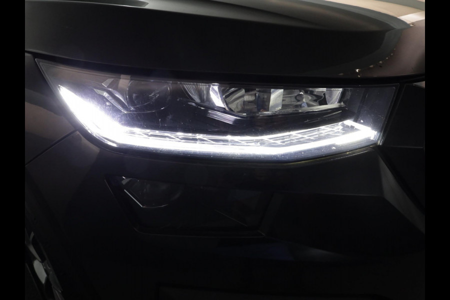 Škoda Kodiaq 1.5 TSI Sportline Business 150 pk Automaat | Navigatie | Parkeersensoren | Achteruitrijcamera | Adaptieve cruise control | Elektr. achterklep | Autom. airco (3 zones) | Keyless |