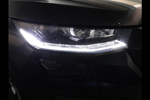 Škoda Kodiaq 1.5 TSI Sportline Business 150 pk Automaat | Navigatie | Parkeersensoren | Achteruitrijcamera | Adaptieve cruise control | Elektr. achterklep | Autom. airco (3 zones) | Keyless |