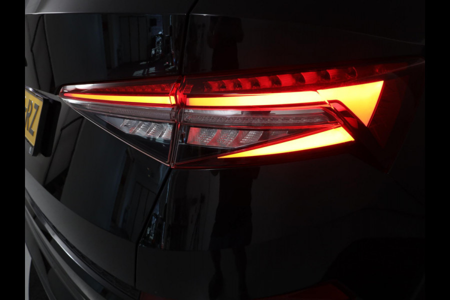 Škoda Kodiaq 1.5 TSI Sportline Business 150 pk Automaat | Navigatie | Parkeersensoren | Achteruitrijcamera | Adaptieve cruise control | Elektr. achterklep | Autom. airco (3 zones) | Keyless |
