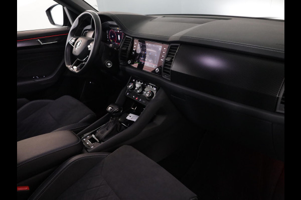 Škoda Kodiaq 1.5 TSI Sportline Business 150 pk Automaat | Navigatie | Parkeersensoren | Achteruitrijcamera | Adaptieve cruise control | Elektr. achterklep | Autom. airco (3 zones) | Keyless |