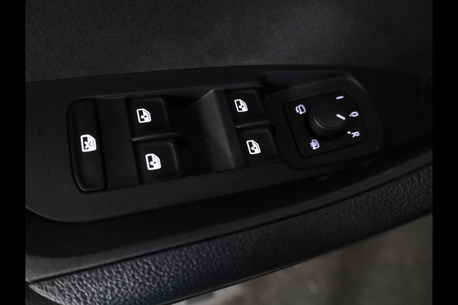 Škoda Kodiaq 1.5 TSI Sportline Business 150 pk Automaat | Navigatie | Parkeersensoren | Achteruitrijcamera | Adaptieve cruise control | Elektr. achterklep | Autom. airco (3 zones) | Keyless |