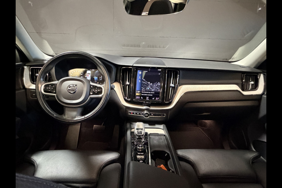 Volvo XC60 2.0 Recharge T8 AWD Inscription | Panoramadak | Elektr. trekhaak | Harman/Kardon | Camera | Stoel/stuurverwarming | Adapt. cruise