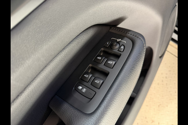 Volvo XC60 2.0 Recharge T8 AWD Inscription | Panoramadak | Elektr. trekhaak | Harman/Kardon | Camera | Stoel/stuurverwarming | Adapt. cruise