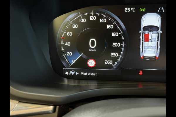 Volvo XC60 2.0 Recharge T8 AWD Inscription | Panoramadak | Elektr. trekhaak | Harman/Kardon | Camera | Stoel/stuurverwarming | Adapt. cruise