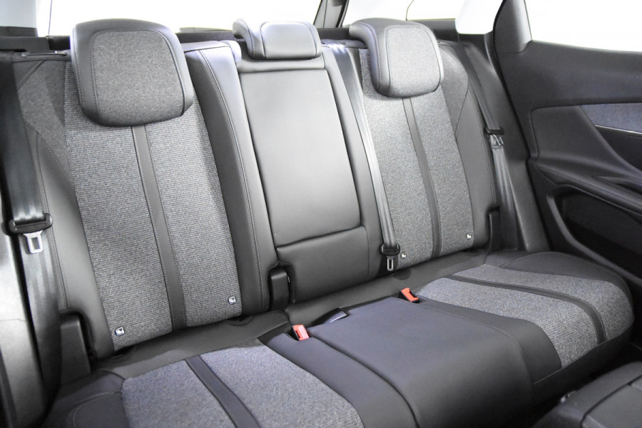 Peugeot 3008 Allure 130 *1ste Eigenaar*Leer*Navigatie*PDC*