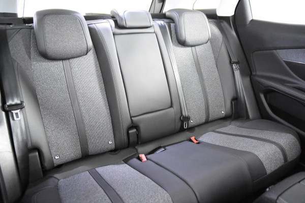 Peugeot 3008 Allure 130 *1ste Eigenaar*Leer*Navigatie*PDC*
