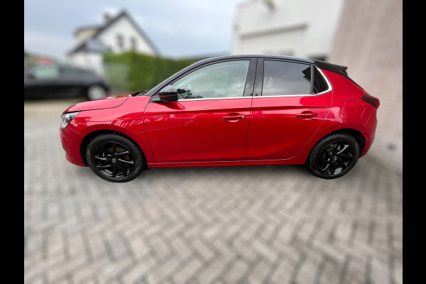 Opel Corsa 1.2 Ultimate CAMERA / CARPLAY / PDC V+A / STOEL & STUURVERWARMING / TWO-TONE / CRUISE CONTROL