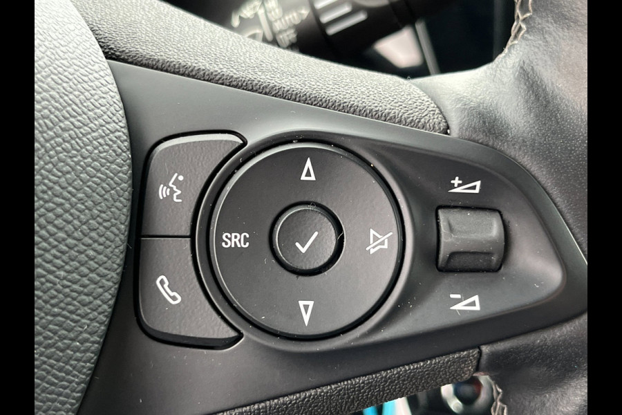 Opel Corsa 1.2 Ultimate CAMERA / CARPLAY / PDC V+A / STOEL & STUURVERWARMING / TWO-TONE / CRUISE CONTROL