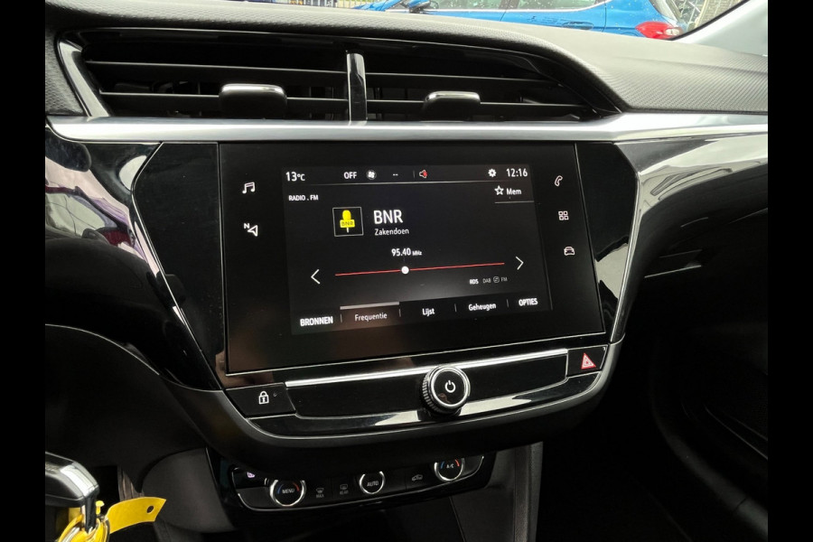 Opel Corsa 1.2 Ultimate CAMERA / CARPLAY / PDC V+A / STOEL & STUURVERWARMING / TWO-TONE / CRUISE CONTROL