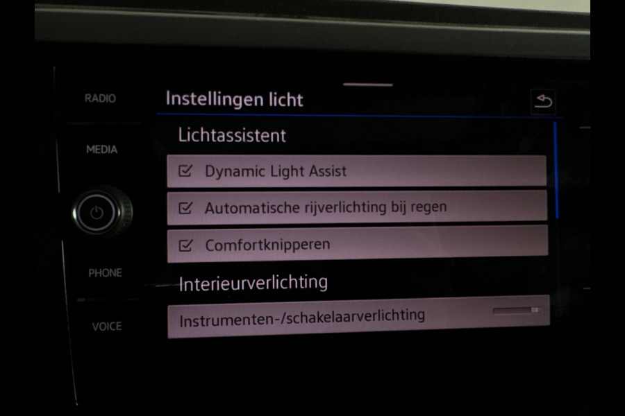 Volkswagen Polo 1.0 TSI R-Line Pano|ACC|Lane Assist|Stoelverwarming|DCC