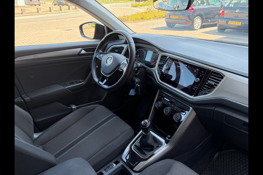 Volkswagen T-Roc 1.0 TSI Style Business / CarPlay