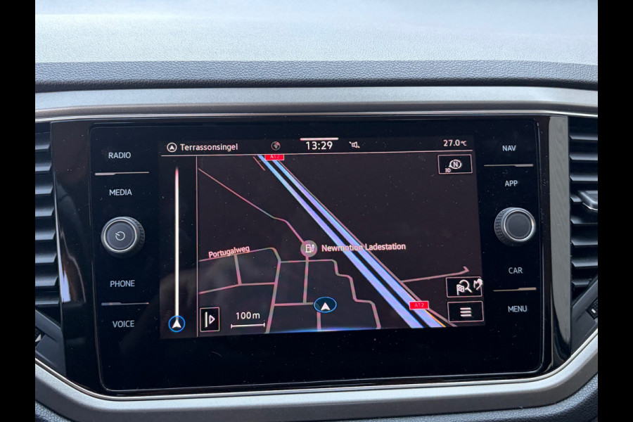 Volkswagen T-Roc 1.0 TSI Style Business / CarPlay
