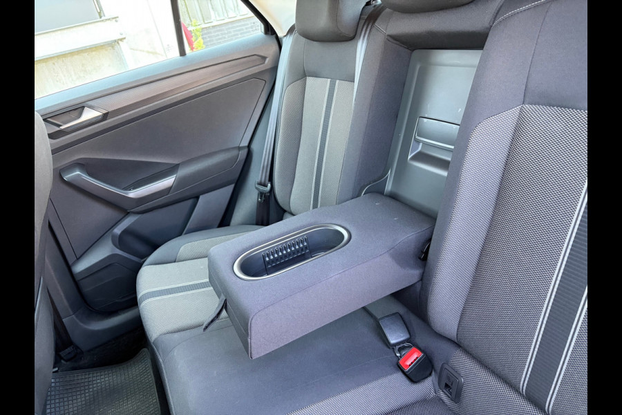 Volkswagen T-Roc 1.0 TSI Style Business / CarPlay