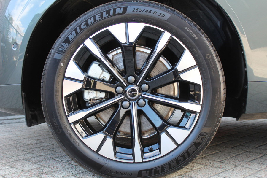 Volvo XC60 2.0 T6 PHEV Plus Dark | Facelift | H&K | Trekhaak | 360 | Panoramadak | Leder