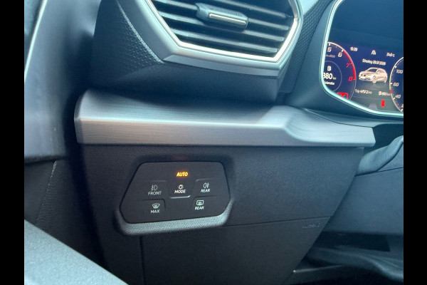 Seat Leon Sportstourer 1.0 eTSI FR Business Intense - Automaat - Navi - Climate - Parkeerhulp - Org.NL