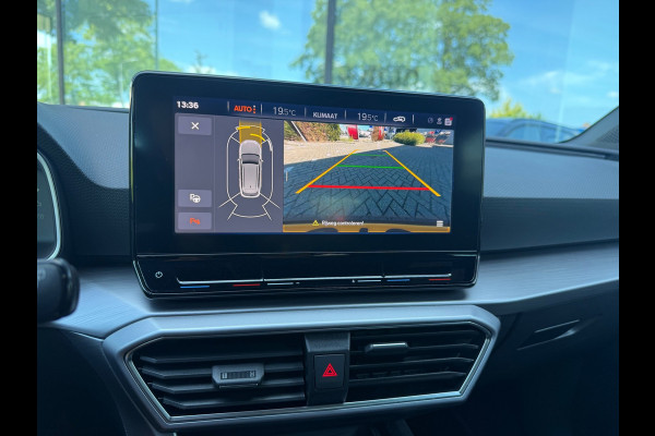 Seat Leon Sportstourer 1.0 eTSI FR Business Intense - Automaat - Navi - Climate - Parkeerhulp - Org.NL
