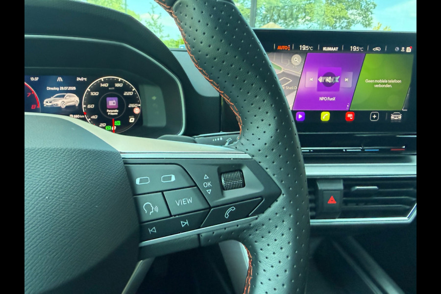 Seat Leon Sportstourer 1.0 eTSI FR Business Intense - Automaat - Navi - Climate - Parkeerhulp - Org.NL