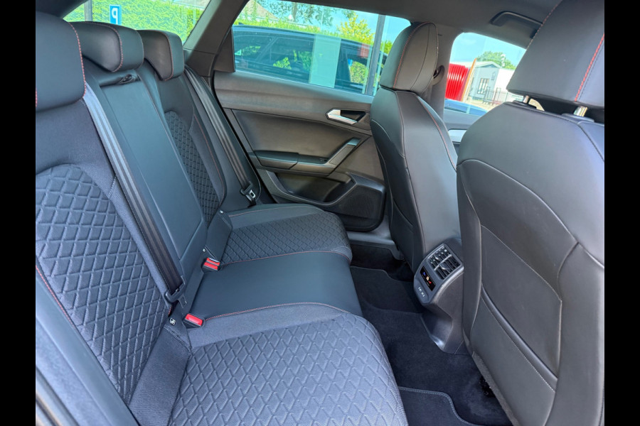 Seat Leon Sportstourer 1.0 eTSI FR Business Intense - Automaat - Navi - Climate - Parkeerhulp - Org.NL