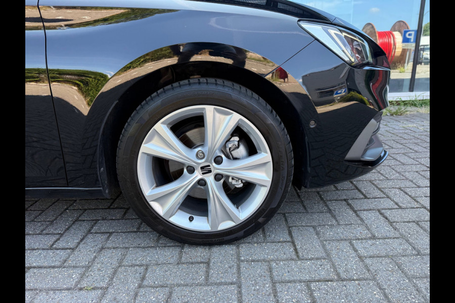 Seat Leon Sportstourer 1.0 eTSI FR Business Intense - Automaat - Navi - Climate - Parkeerhulp - Org.NL